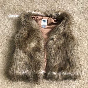 3t faux fur vest