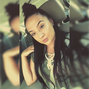 Meet your Posher, Renee