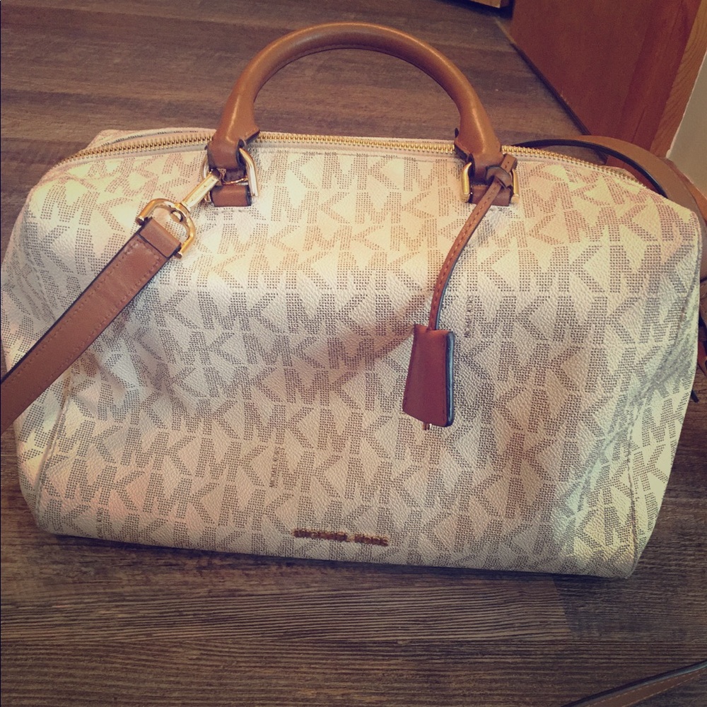 Michael Kors Large Kirby Satchel