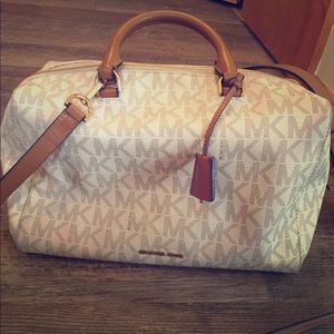 Michael Kors Large Kirby Satchel