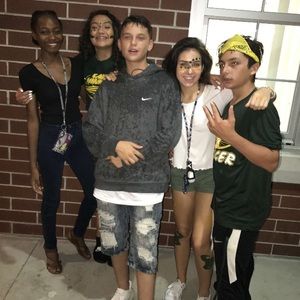 Meet your Posher, Luis