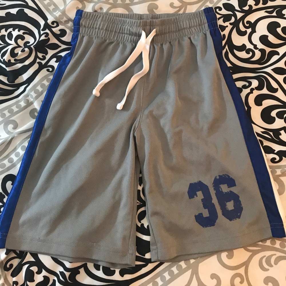 Gap boys basketball shorts