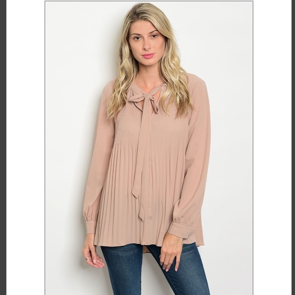 🎉Final Price🎉Beautiful Blush Blouse - Picture 3 of 4