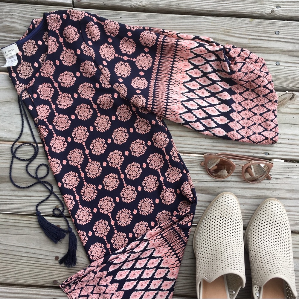 Navy/Peach Printed Shift Dress