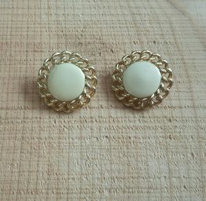 Vintage pierced earrings