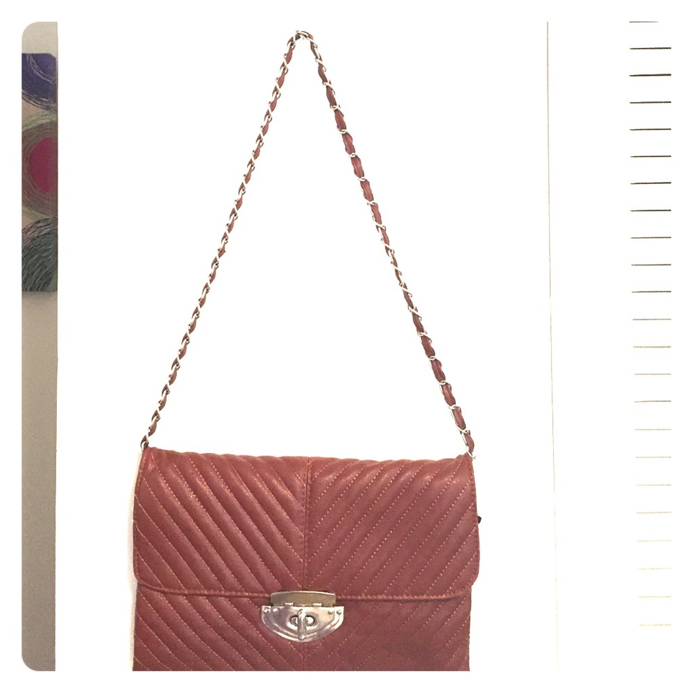 NWOT Convertible chevron shoulder bag