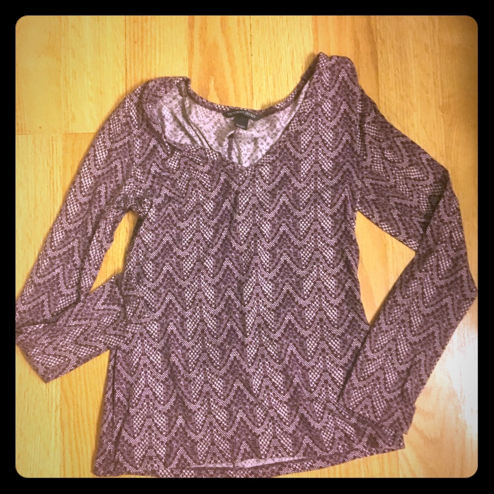 Medium Victoria's Secret Long Sleeve Tee