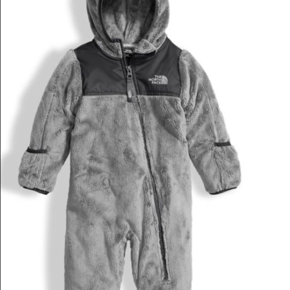 GRAY INFANT NORTHFACE $40 ORIGINALLY $70