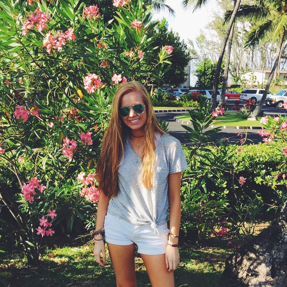 Meet your Posher, Caroline