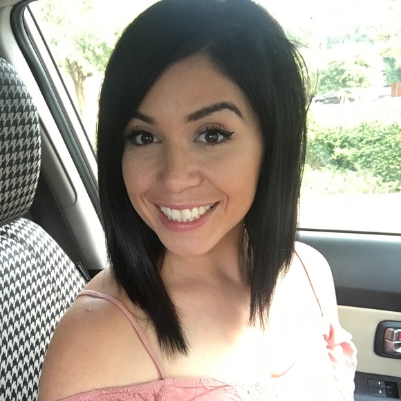 About your seller ❤️ - Picture 2 of 3