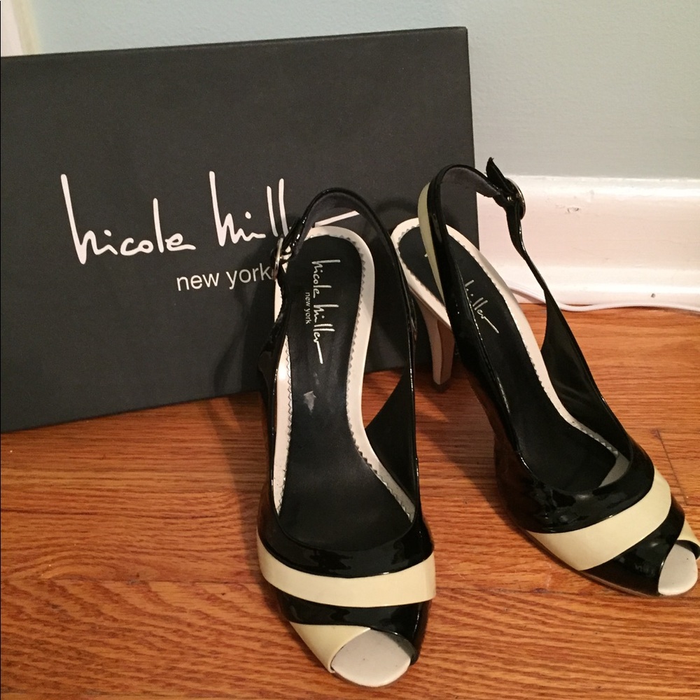 Nicole Miller Black and Cream pumps
