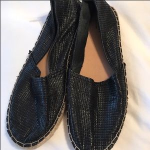 Old Navy Espadrilles -- Size 9 -- Black