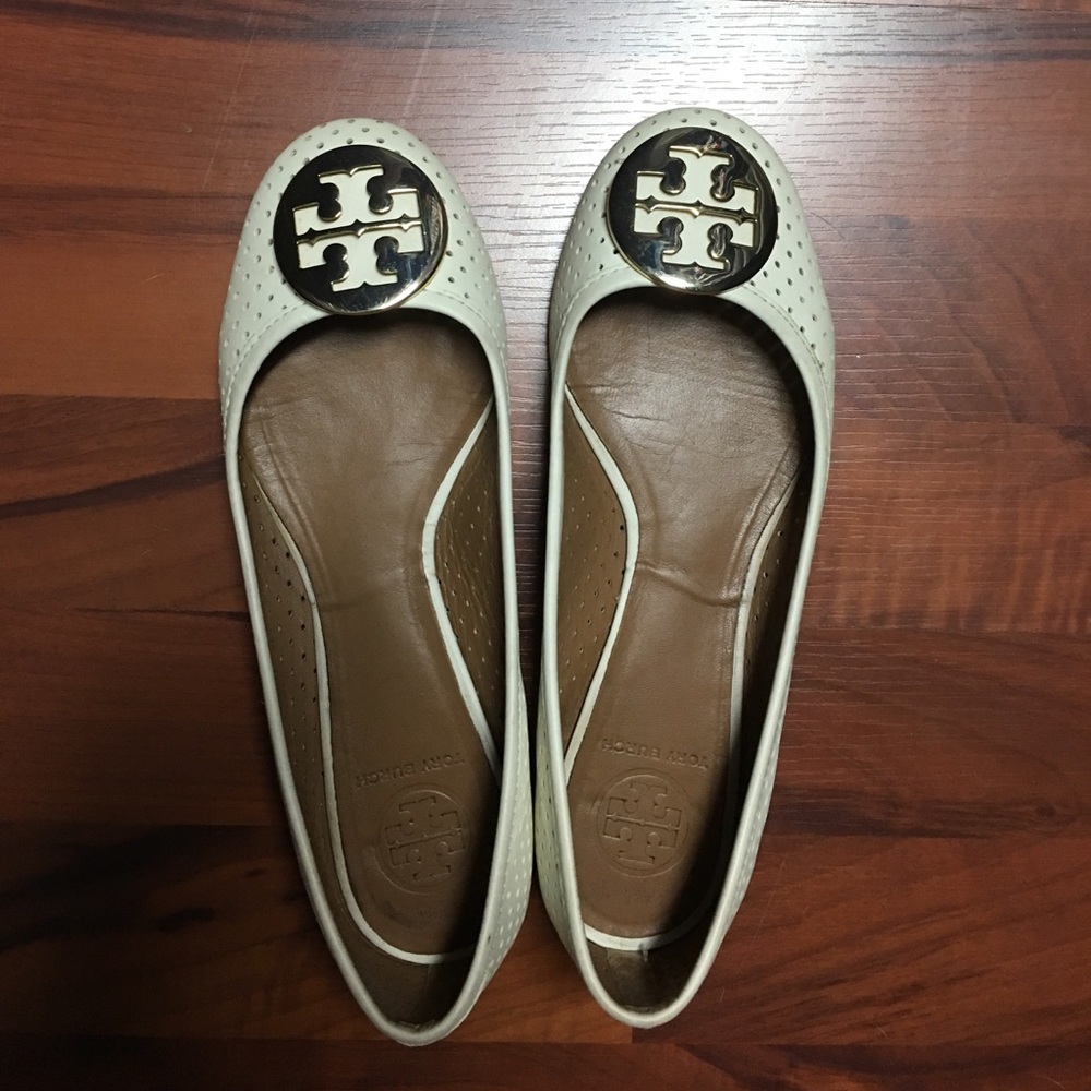 Tory Burch Reva perforated holes rare