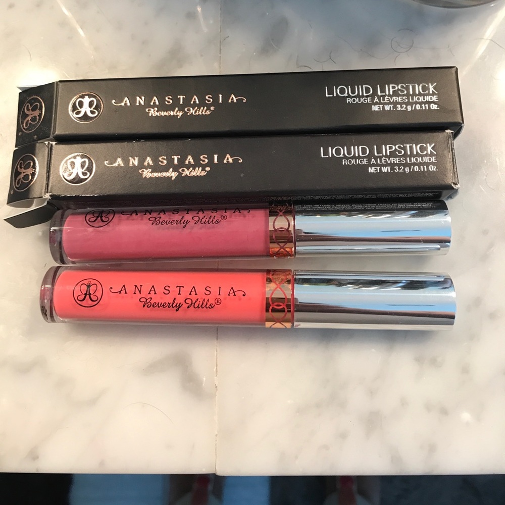 New Anastasia liquid lipstick 2 soft lilac coral
