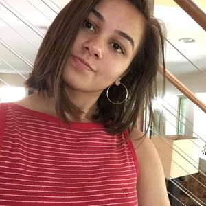 Meet your Posher, Amita