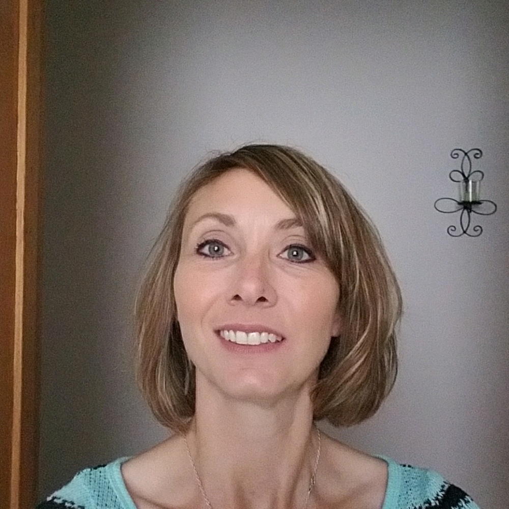 Meet your Posher, Angela