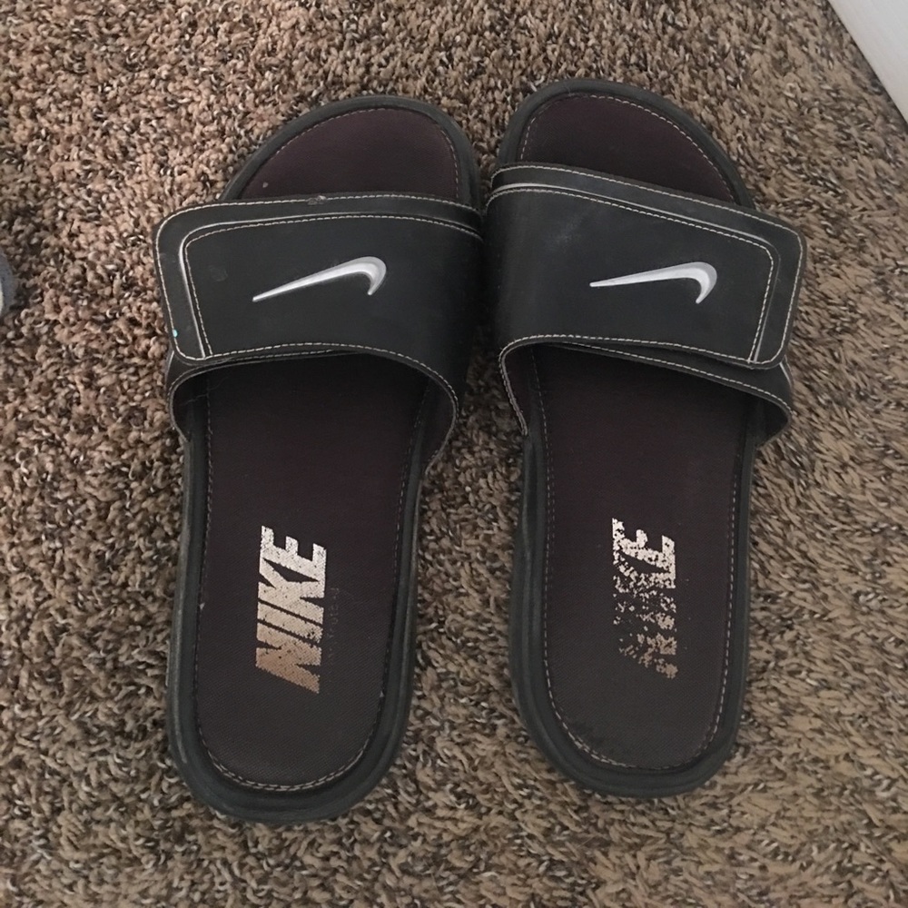 Nike - Slip Ons