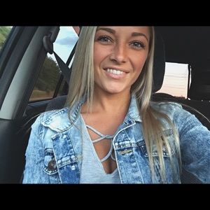 Meet your Posher, Maddi