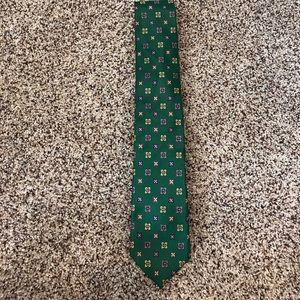 The Tie Bar green silk XLong Tie