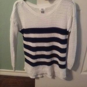 Women's sweater