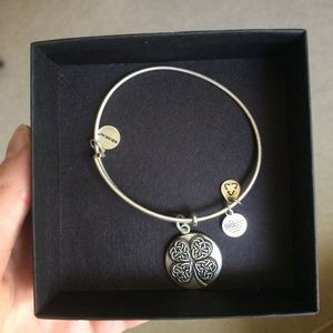 Alex and Ani bracelet-  4 leaf clover