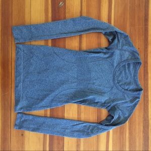 lululemon like new gray longsleeve size 2