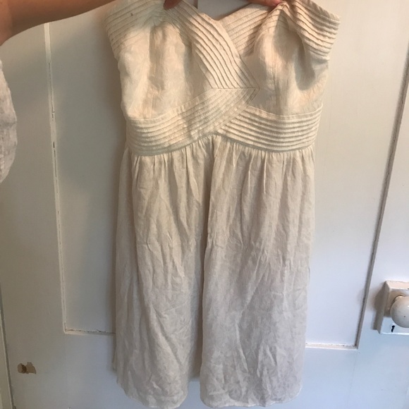 Cream strapless urban outfitters dress - Picture 1 of 6