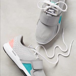 Adidas x Stella McCartney Bounce Training Sneakers