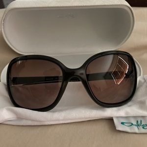 💯Auth.Oakley 🕶NWNT in Brown