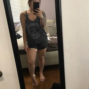 New back revealing tank.