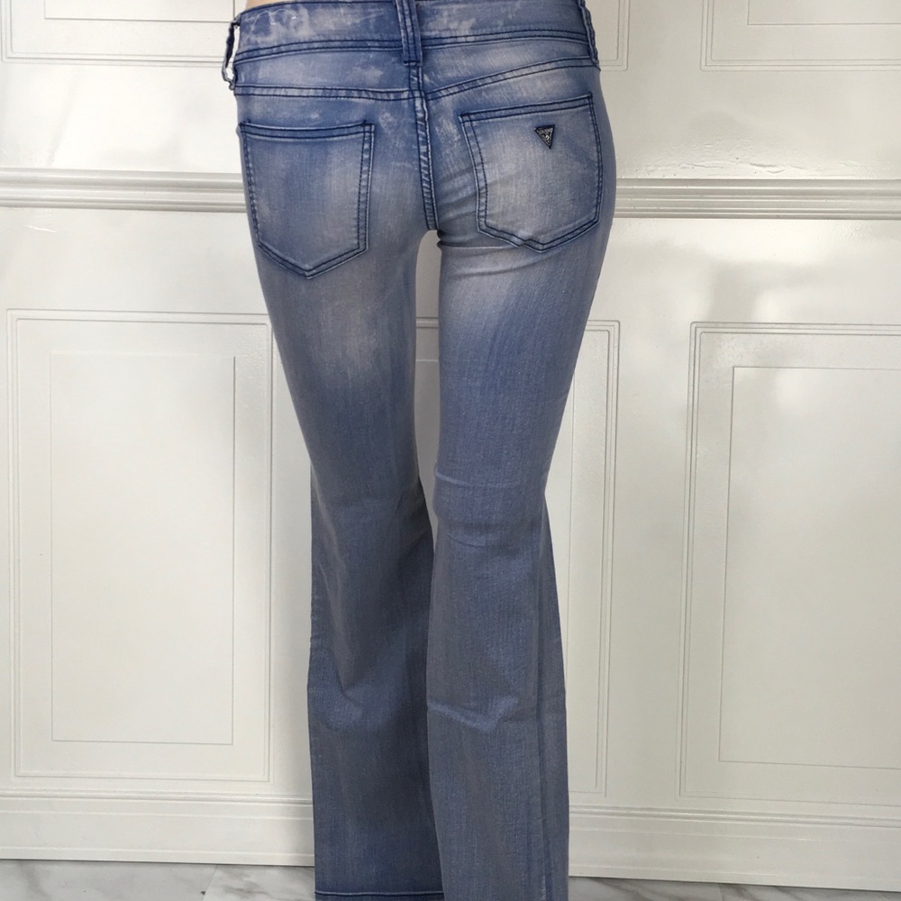 GUESS JEANS LOW RISE PRISMO FIT, US 24, like new!