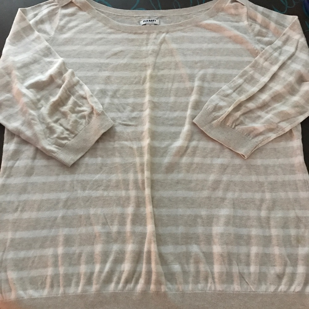 Old Navy 3/4 Sleeve shirt.   sz:xxl