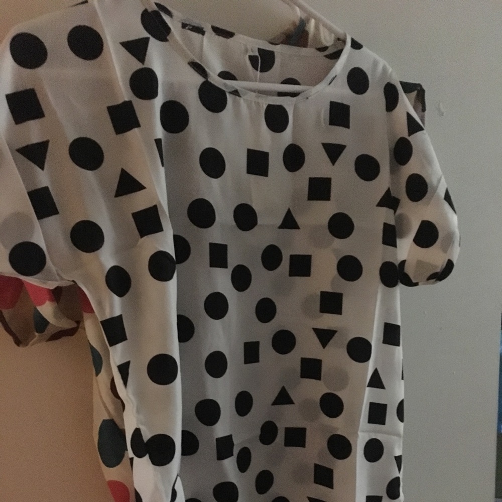 Brand new circle and triangle blouse