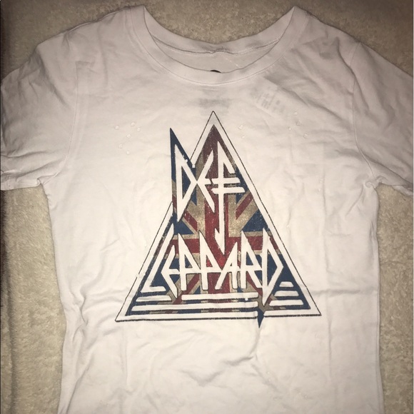 Def Leppard ripped tshirt - Picture 1 of 3