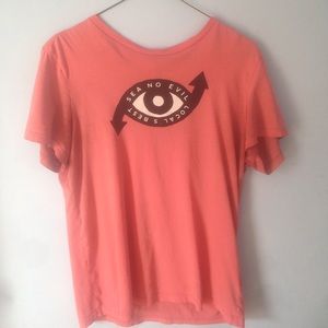 pink graphic tee