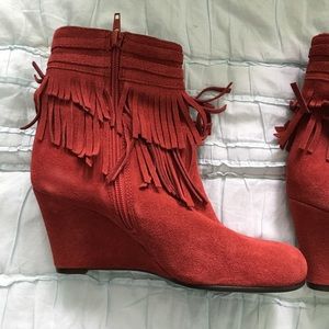 Aerosoles wedged booties