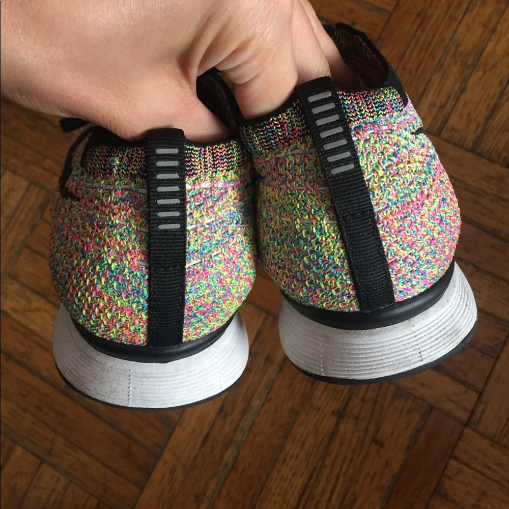 Nike Flyknits Racers - Picture 3 of 5