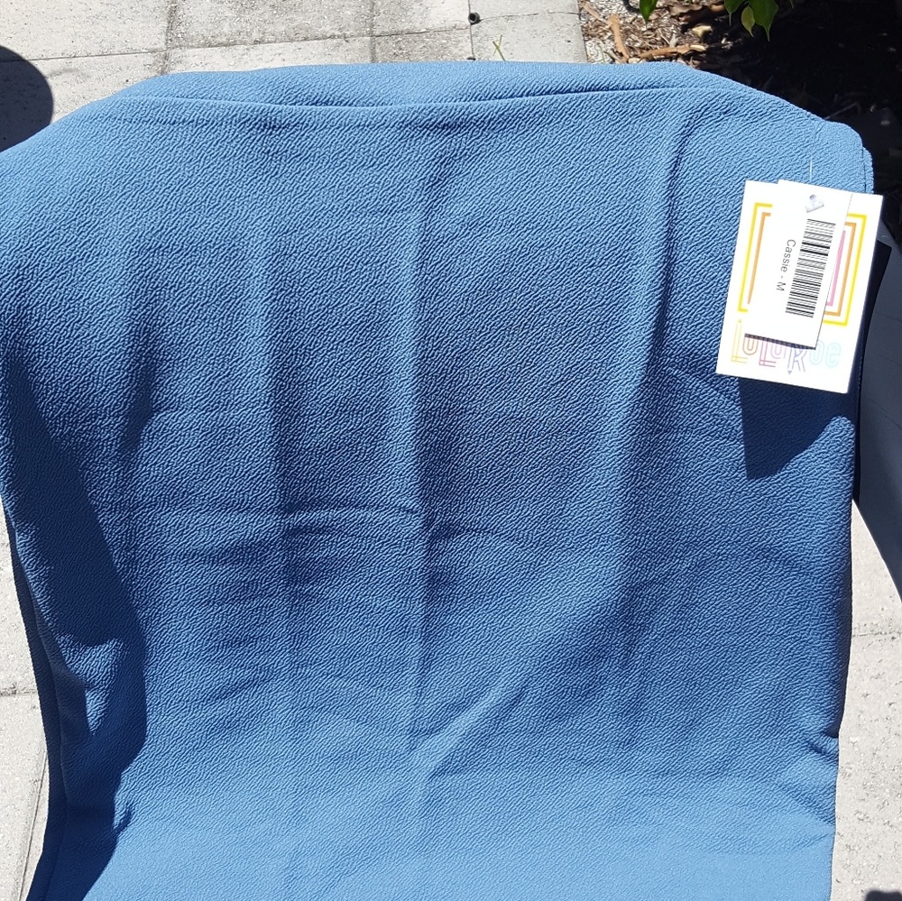 LULAROE CASSIE MEDIUM