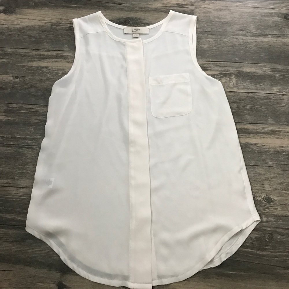 LIKE NEW! LOFT Off white sleeveless top!