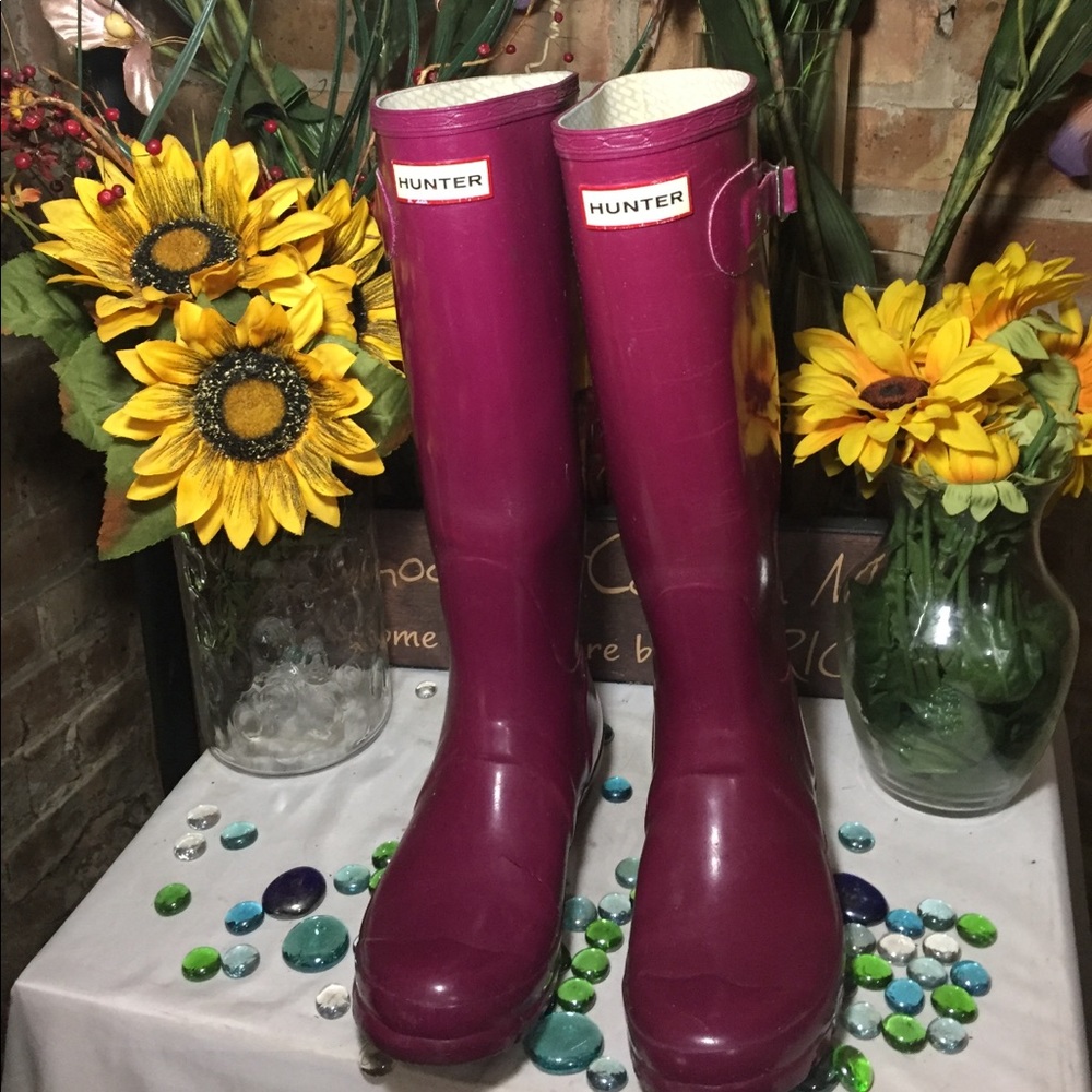 Hunter Rain Boots - Picture 1 of 8