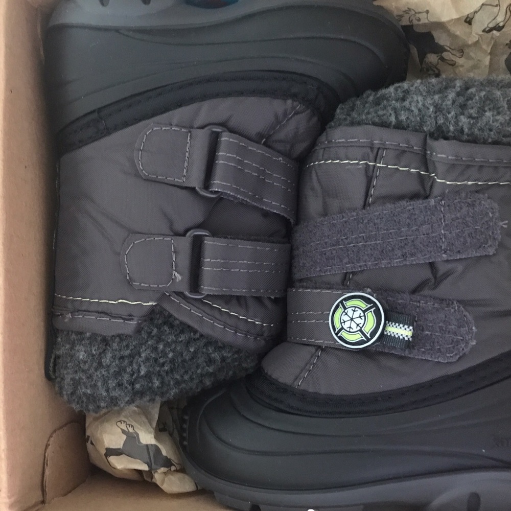 NIB Toddler 5c Kamik Snow Boots