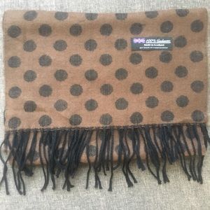 100 % Cashmere Scarf.