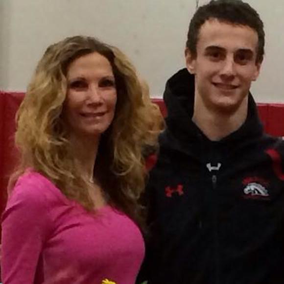 Meet your Posher, Lisa - Picture 1 of 1