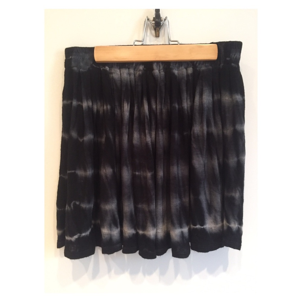 Tie-Dye Black & Grey Flowy Mini Skirt