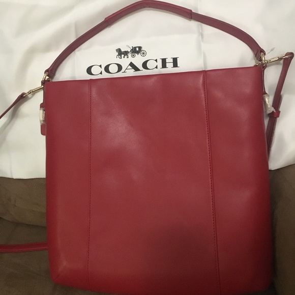 NWT calfskin classic red leather Coach bag - Picture 3 of 8