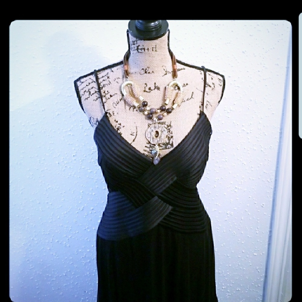 👠Elegant spaghetti strap evening dress size 14