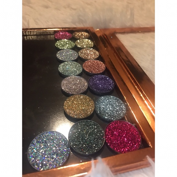 GLITTER COLLECTION SALE - Picture 1 of 2