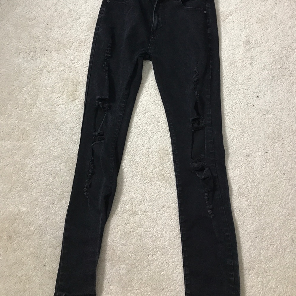 Y&R Distressed Black Jeans