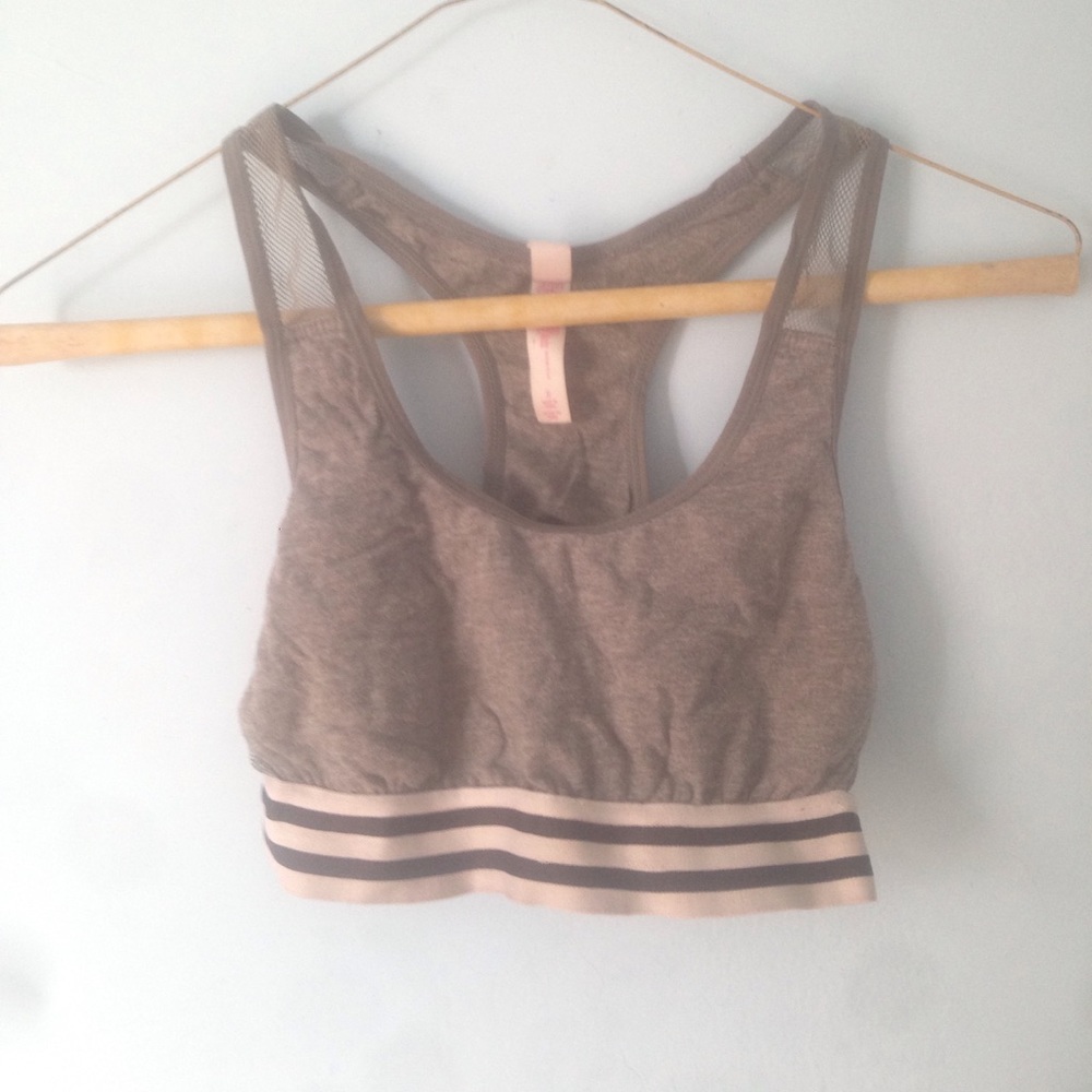 Grey sporty bralette