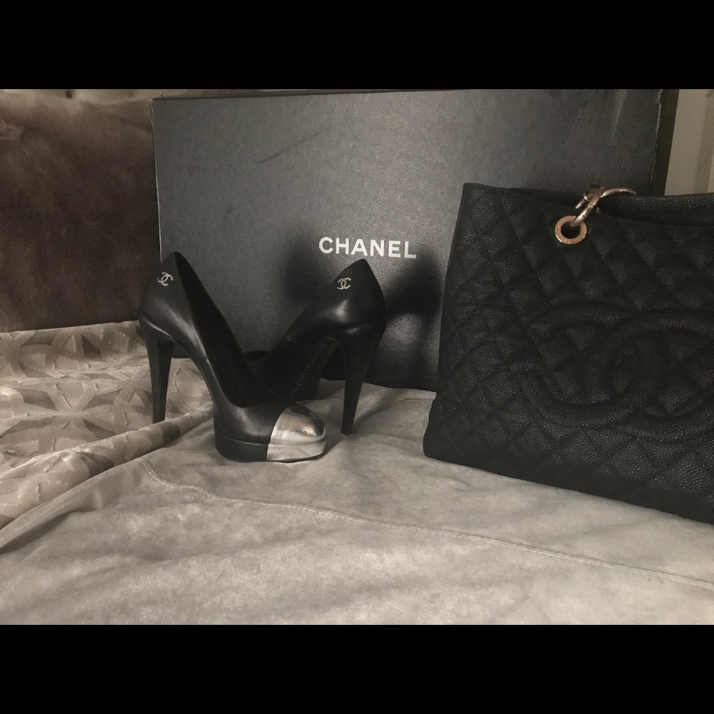 CHANEL STEEL TOE PUMPS 👠